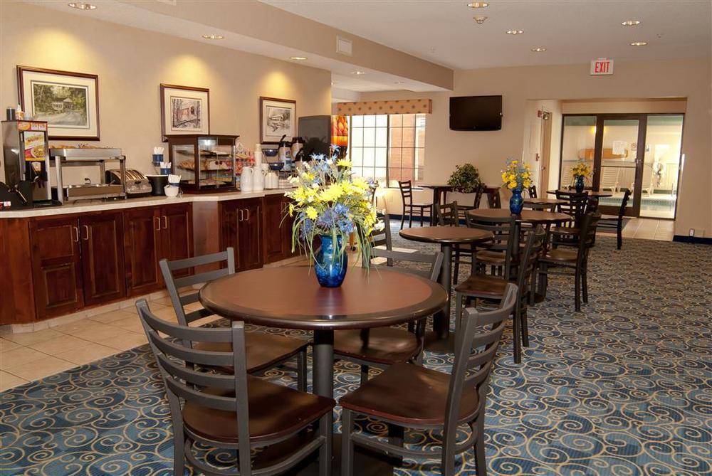 Countryside Inn And Suites Mount Orab Restoran foto